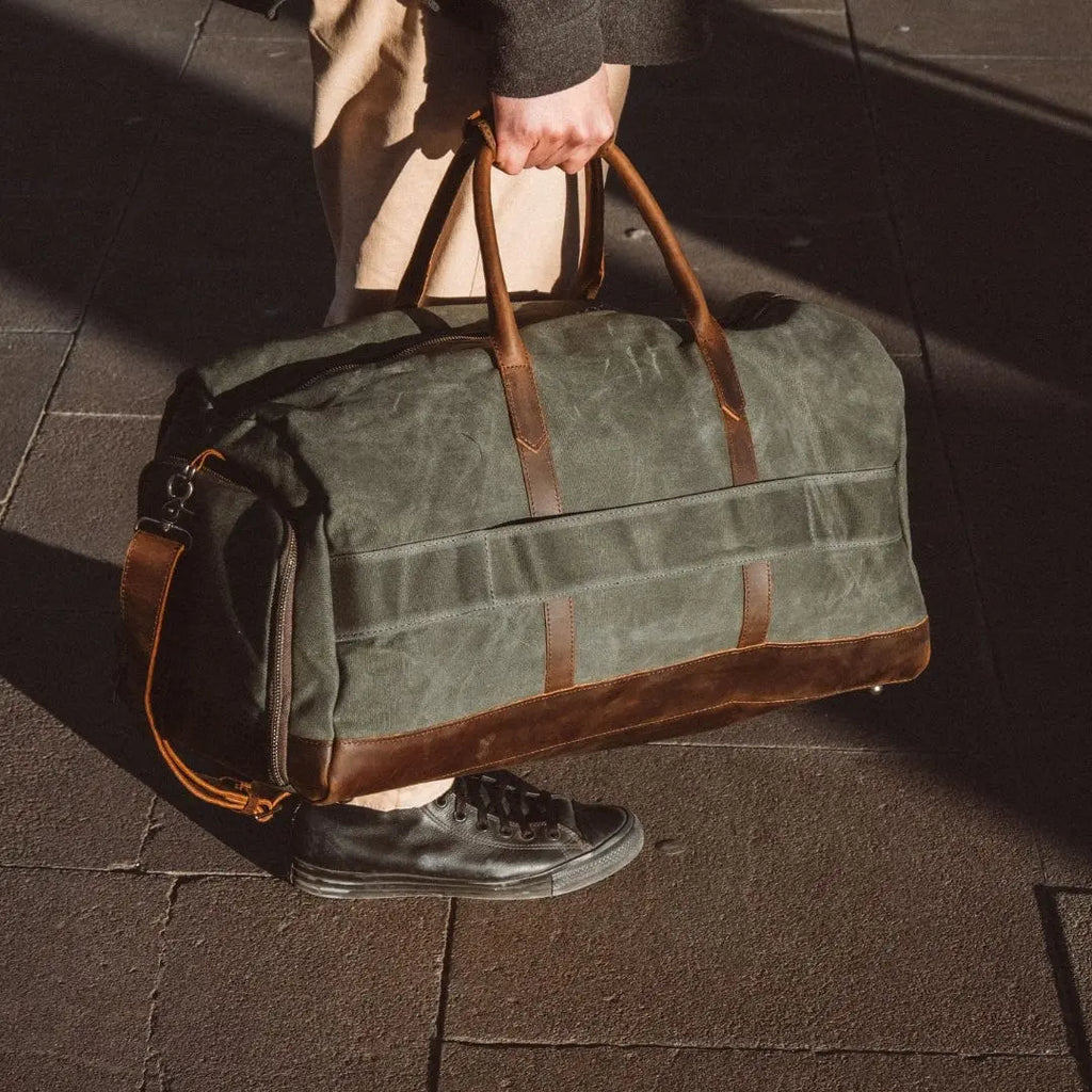 Men's Leather Weekender Bag