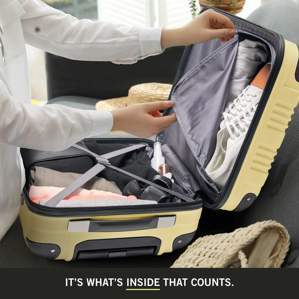 Kenneth Cole Reaction Out of Bounds 2-Piece Luggage Set (Pale Banana)