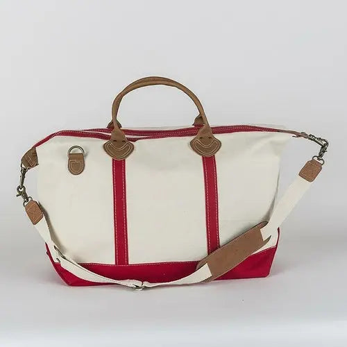 Hampton Weekender Duffel  28 x 15 x 10 / Red